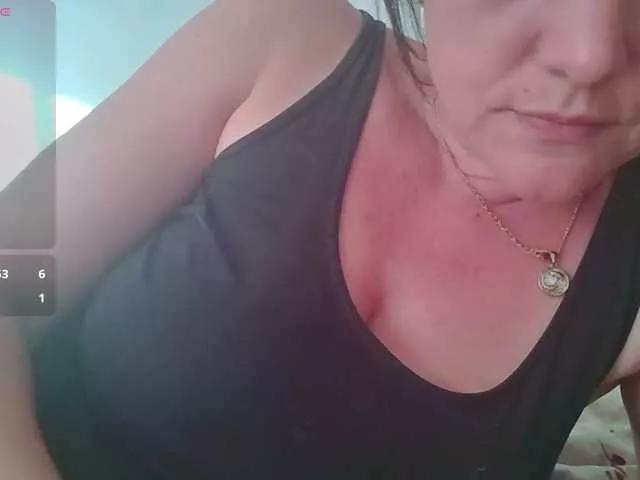 Swan-star from BongaCams is Freechat