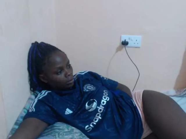 Sweet-diva from BongaCams is Freechat