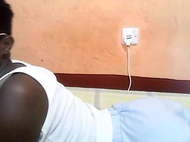 sweet-leylah from BongaCams