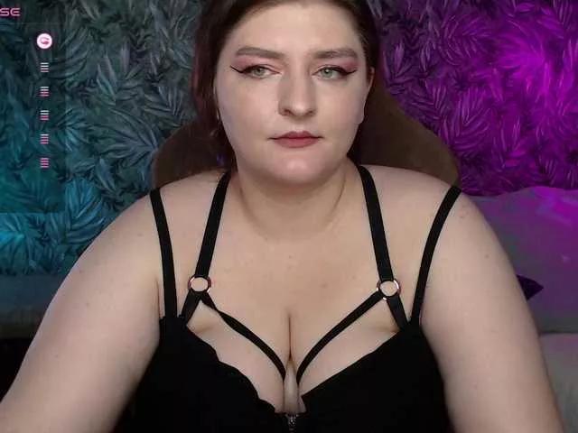 sweet131 from BongaCams