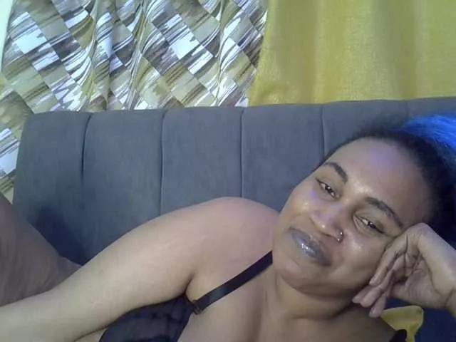 Sweetbebz from BongaCams
