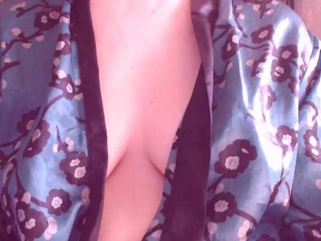 sweetbrunete from BongaCams