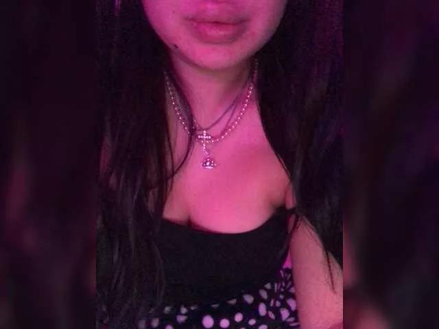 Sweetie-Kris from BongaCams