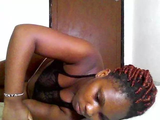 Sweetjuicyass from BongaCams