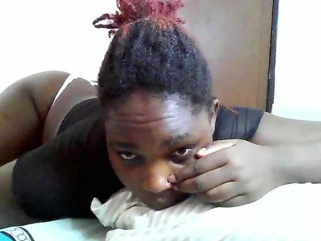 Sweetjuicyass from BongaCams