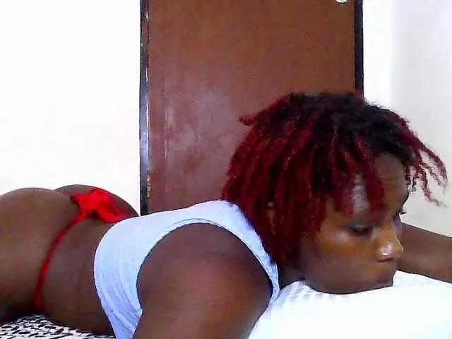 Sweetjuicyass from BongaCams