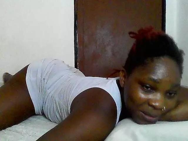 Sweetjuicyass from BongaCams