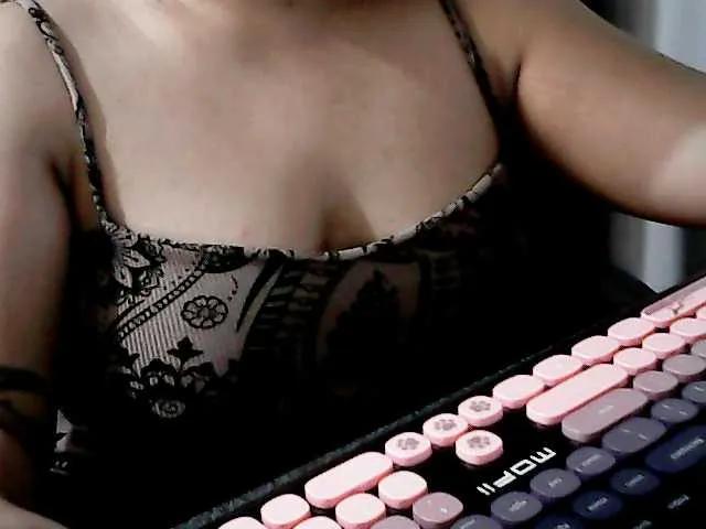 Checkout girls naked models with similar nickname. Cute sexy Free Models.