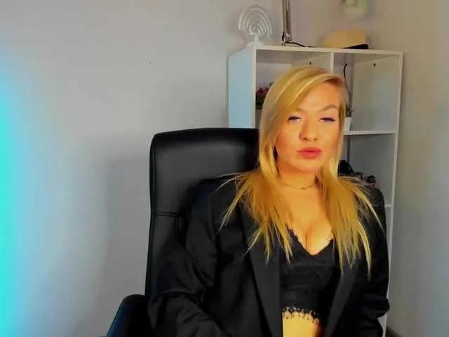 SweetLaura20 from BongaCams is Freechat