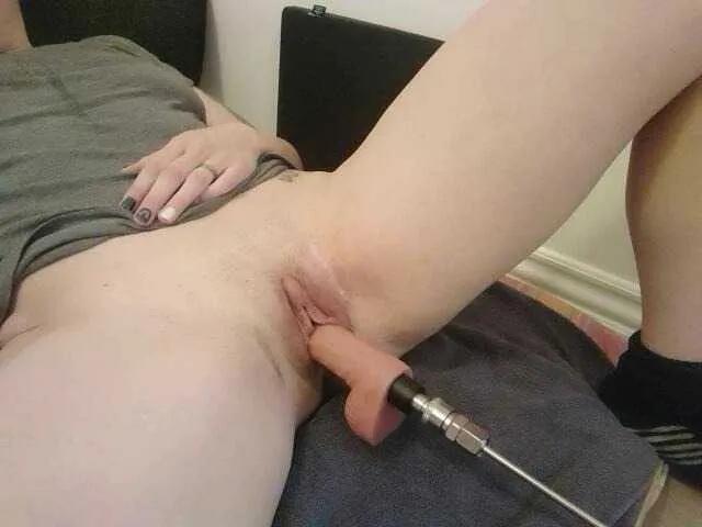 SweetMe from BongaCams