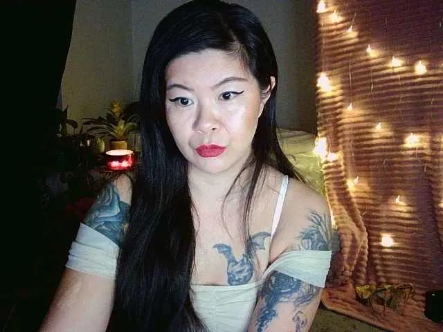 SweetyLaura from BongaCams