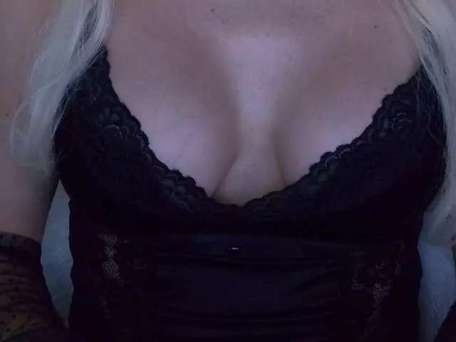 Syarella from BongaCams is Freechat