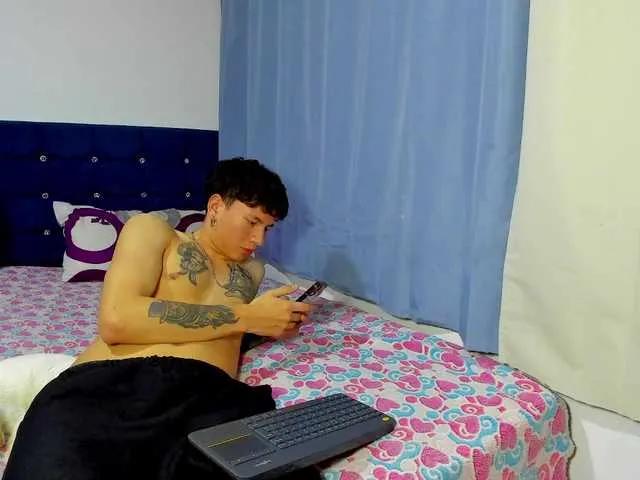 TatianaAndDamian from BongaCams is Freechat