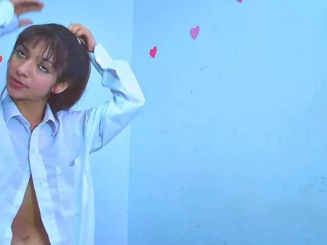 Tatis-Blux from BongaCams