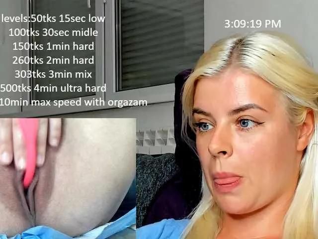 Teressaa from BongaCams