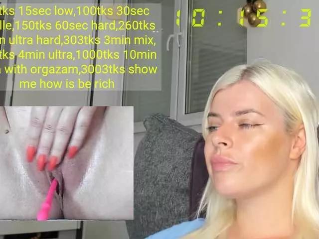 Teressaa from BongaCams