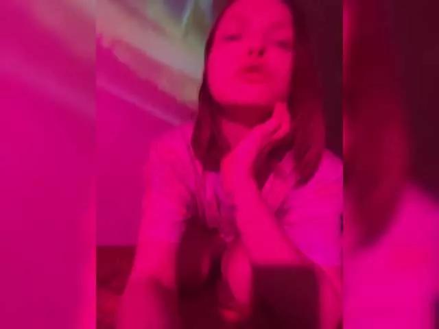 ThatTripPink3 from BongaCams