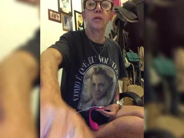 Tieta from BongaCams