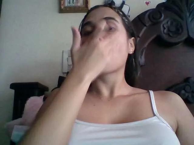 trianabell from BongaCams is Freechat