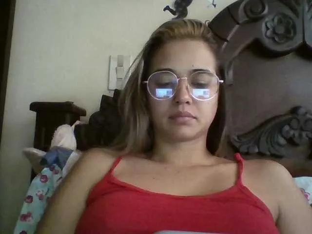 trianabell from BongaCams is Freechat