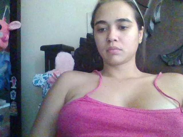 trianabell from BongaCams is Freechat