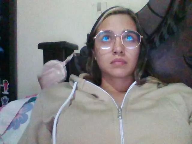 trianabell from BongaCams is Freechat
