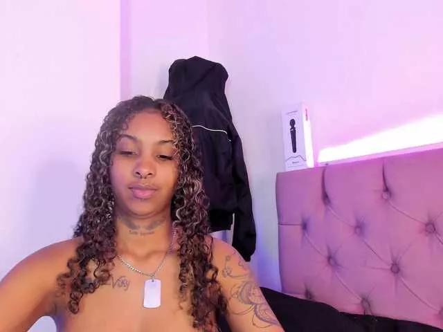 Triipsy from BongaCams