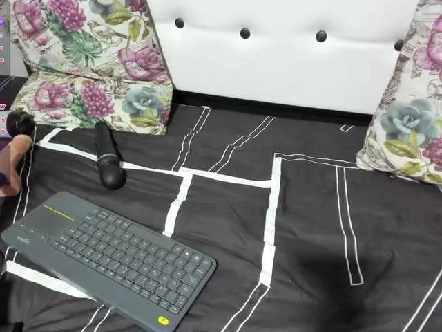 Valerii-hurtaddo from BongaCams is Freechat