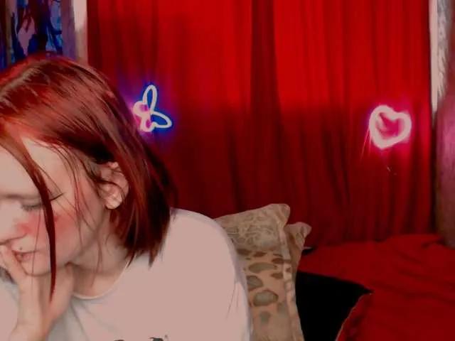 Velvet-and-Venom from BongaCams