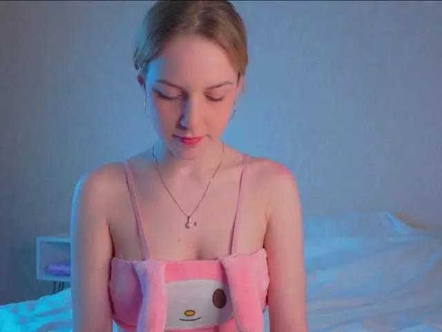 velvetem from BongaCams