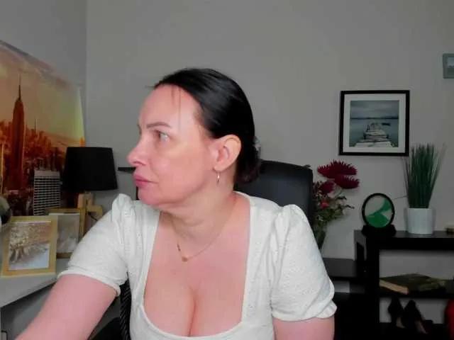 VelvetJasmine from BongaCams