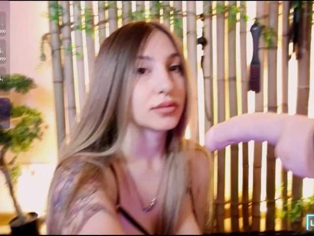 VikkiRood from BongaCams is Freechat