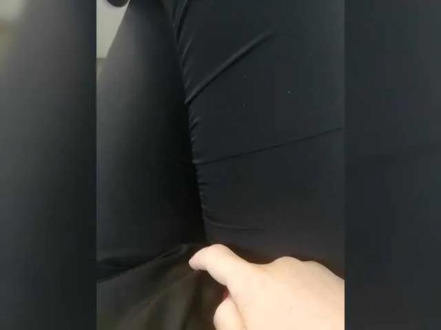 Vivadivawow from BongaCams