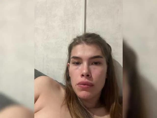 Vivi-ene from BongaCams