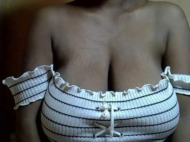 WeendyCelinah88 from BongaCams