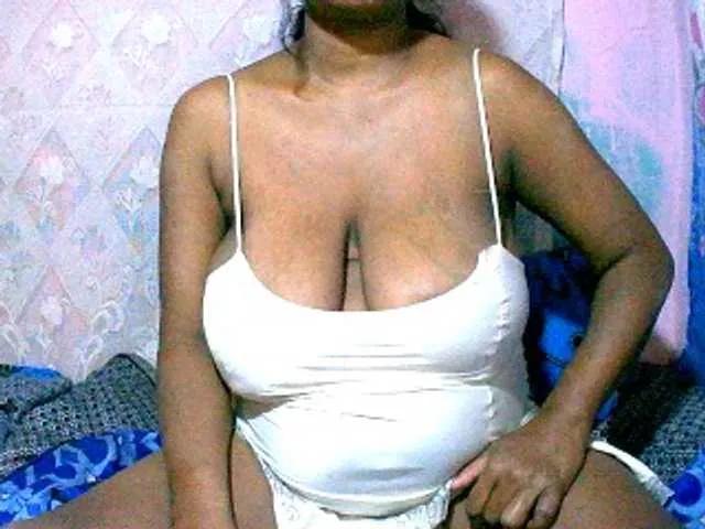 WeendyCelinah88 from BongaCams