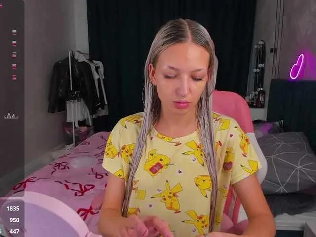 WhiteMinti from BongaCams is Freechat
