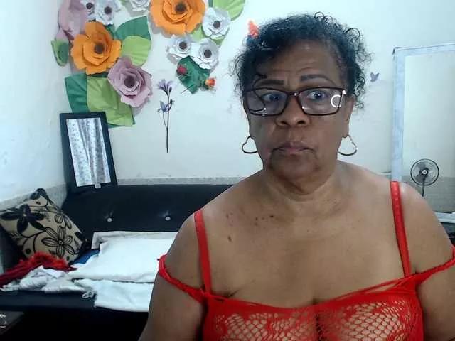 Yayishotsexyw from BongaCams