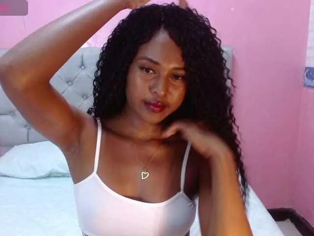 YessicaCruz from BongaCams