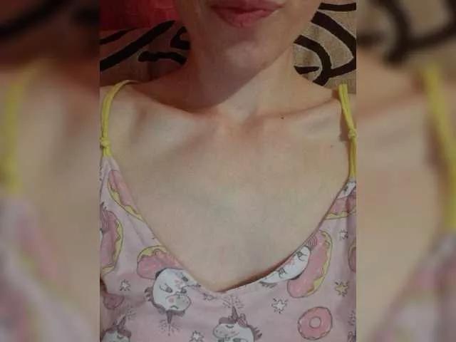 Ymmixxx from BongaCams