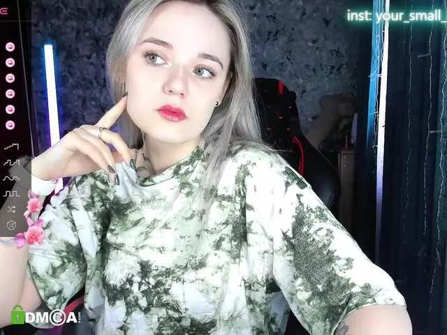 your-small-bunny from BongaCams is Freechat