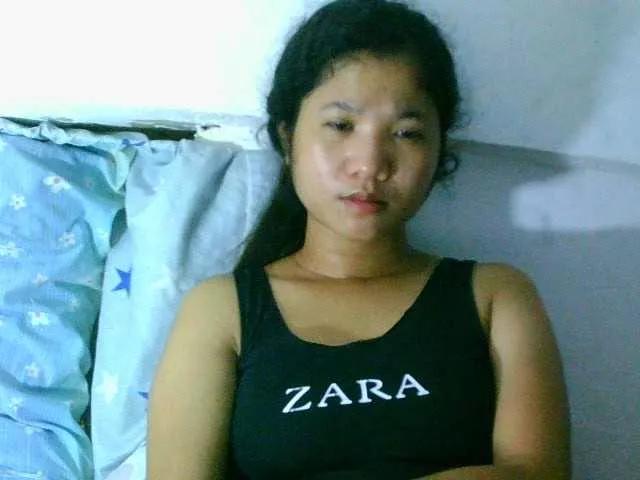 yummyflirtpussy from BongaCams