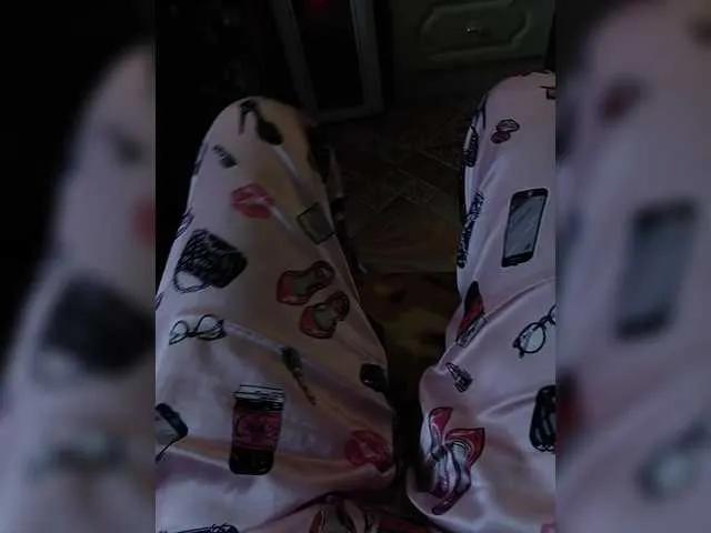 ZaraSss from BongaCams