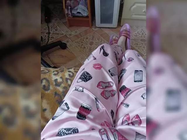 ZaraSss from BongaCams