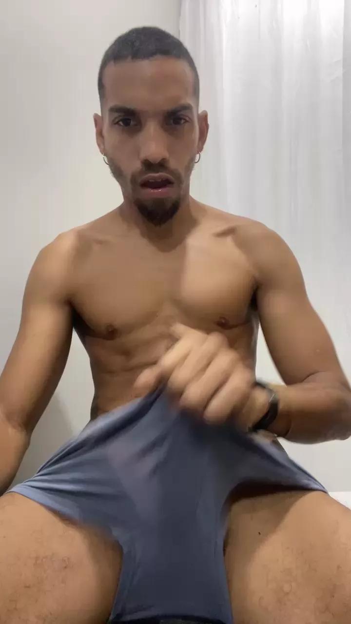 Alffredg_xxx from Cam4