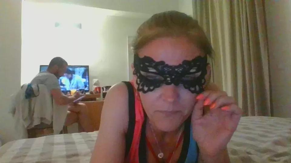 Bellemasquer from Cam4