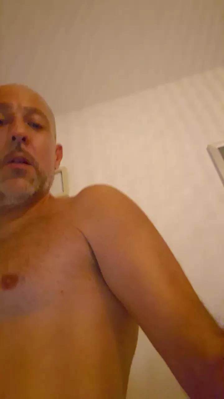 beneleven_xxx from Cam4