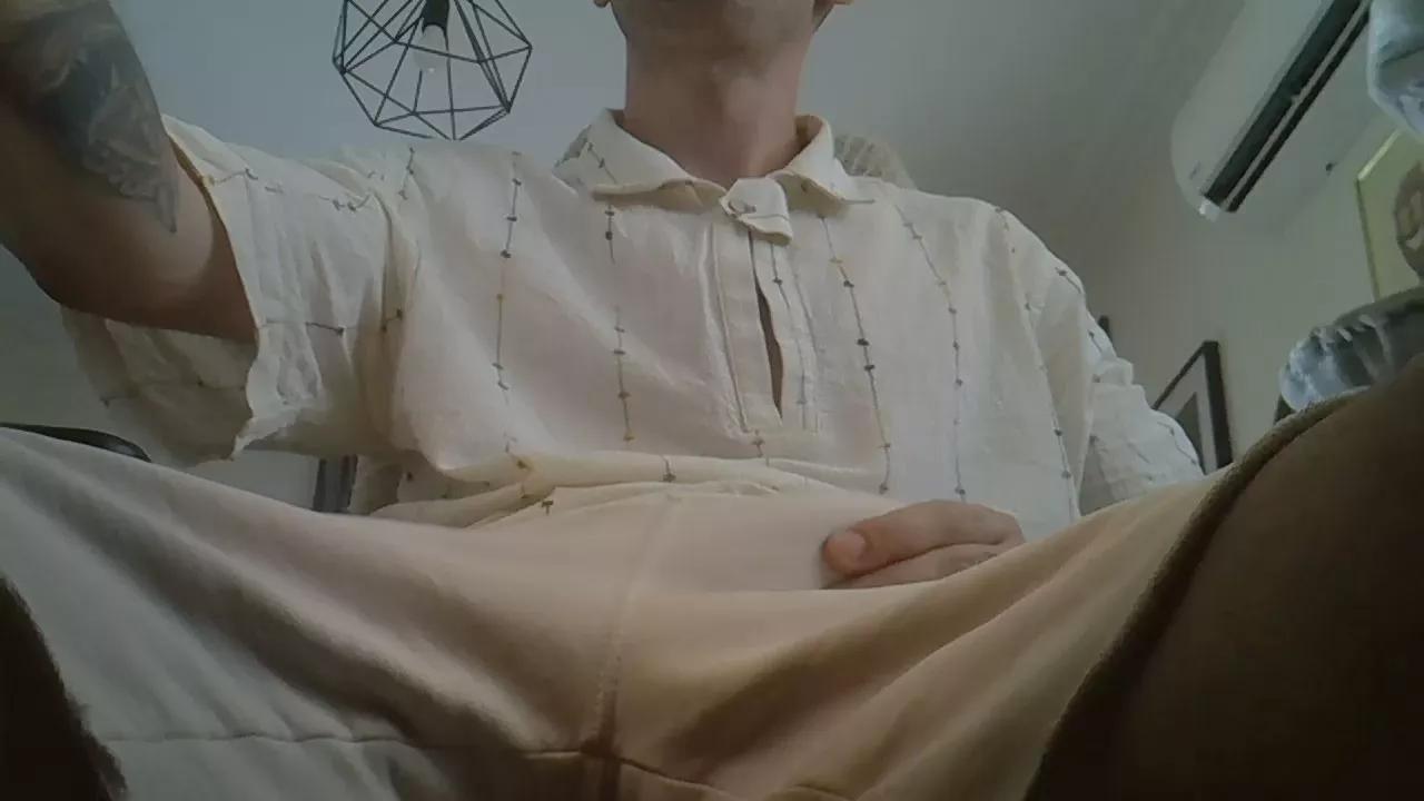 Bigone46_xxx webcams show profile image 
