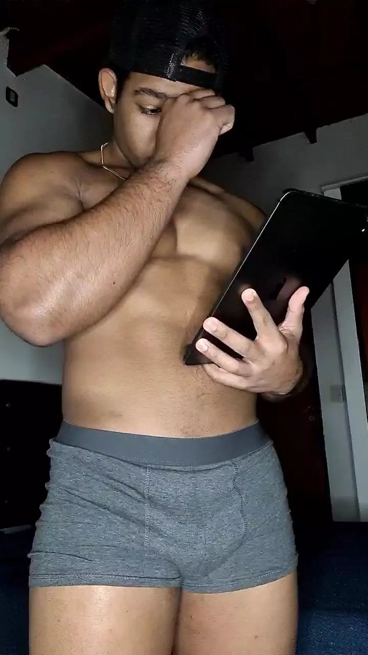 Caballerozodi on Cam4 