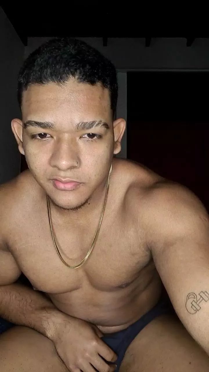 Caballerozodi on Cam4 